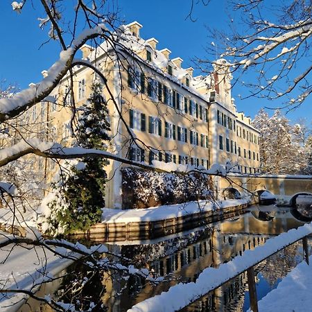 Wohnen Im Wasserschloss Sandizell Schrobenhausen Eksteriør billede